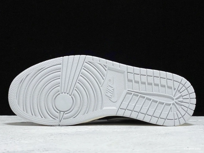 Neutral High Jordan Grey Air OG 555088-018 1 Retro 0903